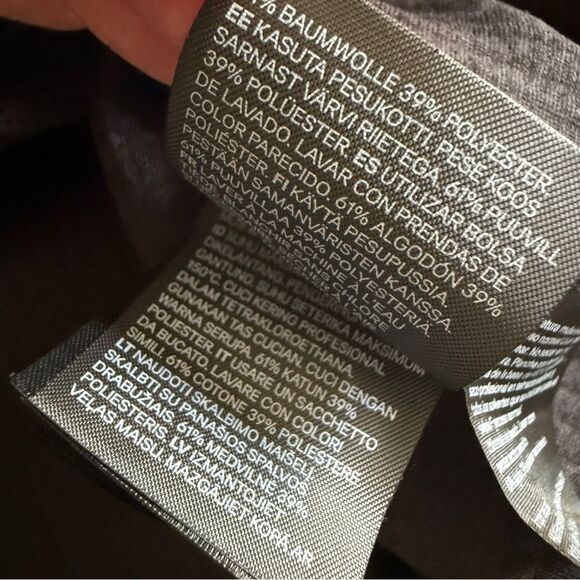 H&M sweater knit button up shirt - Picture 5 of 6